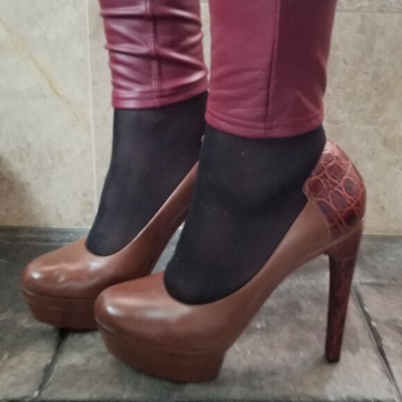 Real Leather Dark Brown Pump - Picture 3 of 10